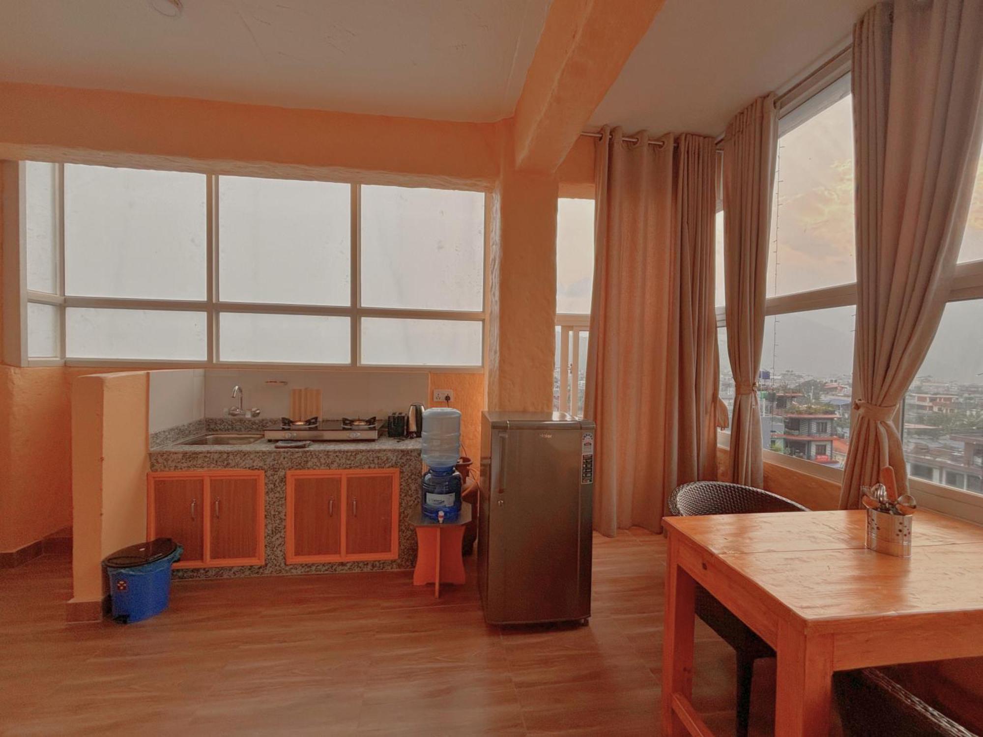 Nishan Apartments -Lakeside Pokhara Zewnętrze zdjęcie